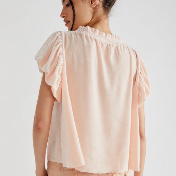 Free People Terese Velour Ruffle Sleeve Top in Pink Tint Size M - Picture 2 of 11